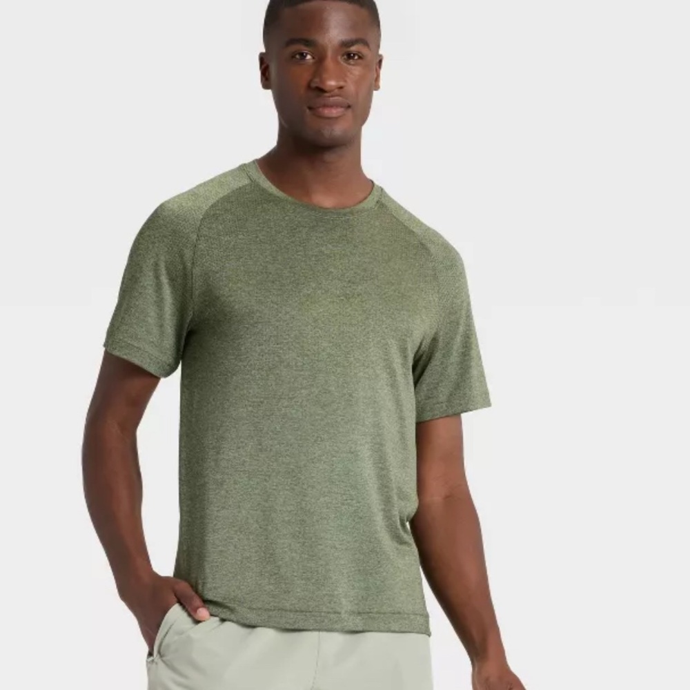 All in Motion men’s short sleeve T